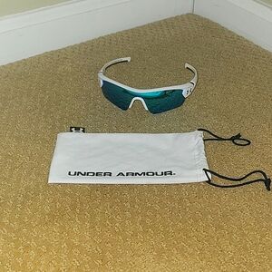 EUC under armour sports sunglasses  in white